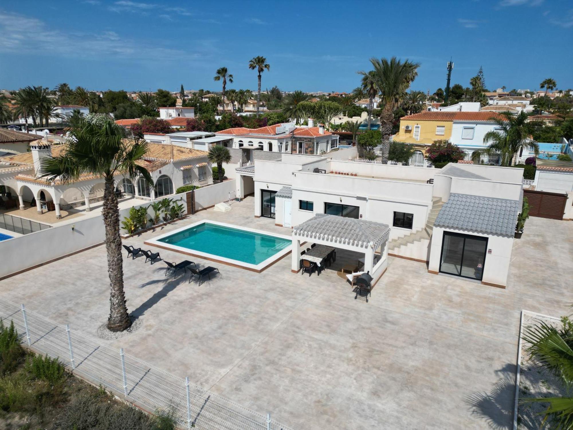 Pink Lagoon Villa Torrevieja Exterior foto